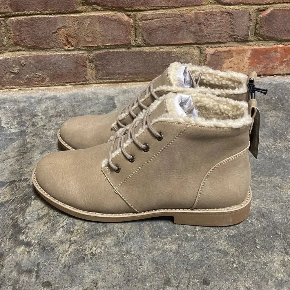 Sonoma Goods For Life® Marbling Taupe Ankle Boots Size 8 NWT